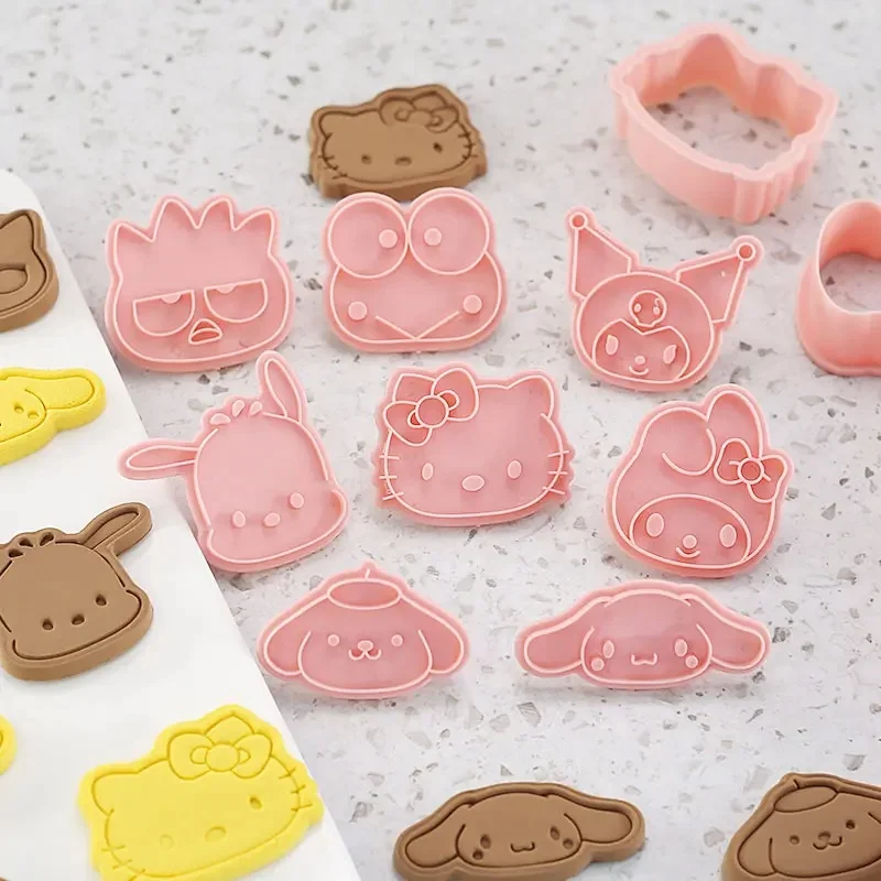 Hello Kitty Cartoon Cookie Cut - Kitchen Appliances Garage recensione e prezzo